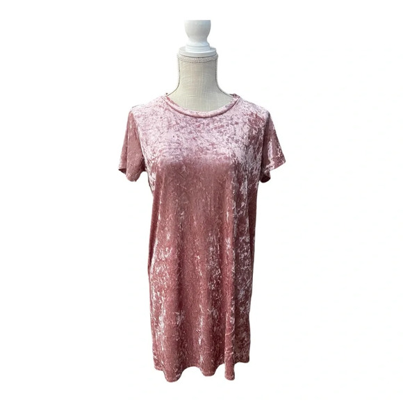 Acting Pro Pink Blush Crushed Velvet Short Sleeved Mini Dress Size M - Picture 1 of 9